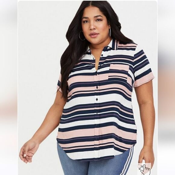 NWT Torrid Pink Multicolor Striped Challis Button Down Shirt Size 3x - Picture 1 of 10